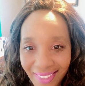 Meet your Posher, Frances